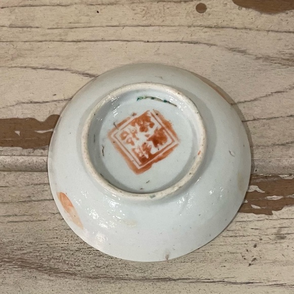 Antique Chinese Famille Rose Trinket Dish - Picture 3 of 3